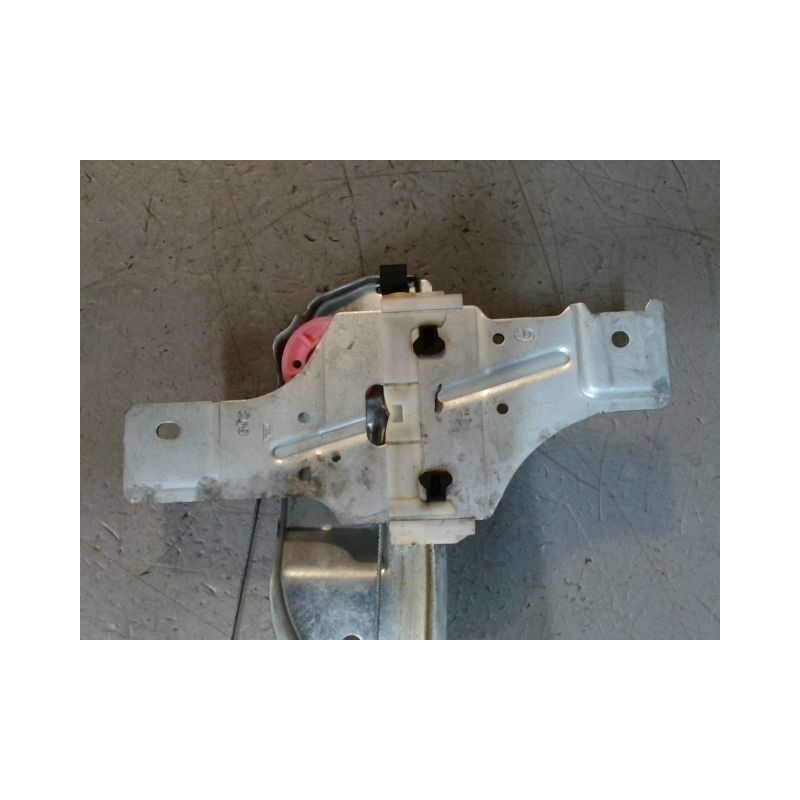 MECANISME LEVE-GLACE AVANT GAUCHE PEUGEOT 208