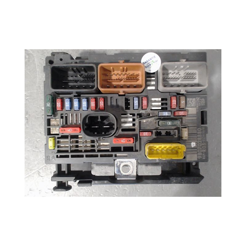 BOITE A FUSIBLES PEUGEOT PARTNER FG II PHASE 2 (B9) 2012-2015