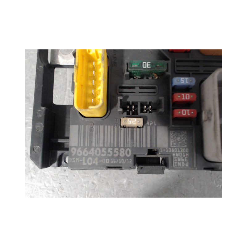 BOITE A FUSIBLES PEUGEOT 307 Phase 2 2005-2007