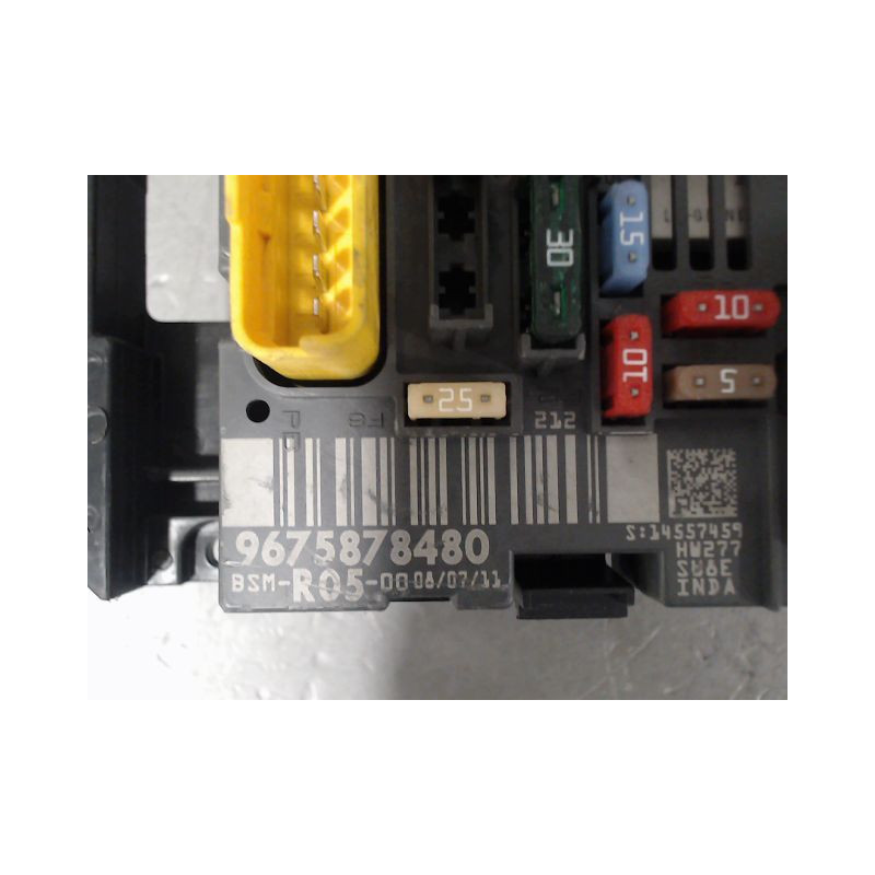 BOITE A FUSIBLES PEUGEOT 308 2011-