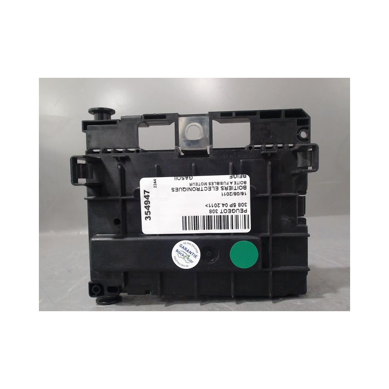 BOITE A FUSIBLES PEUGEOT 308 2011-