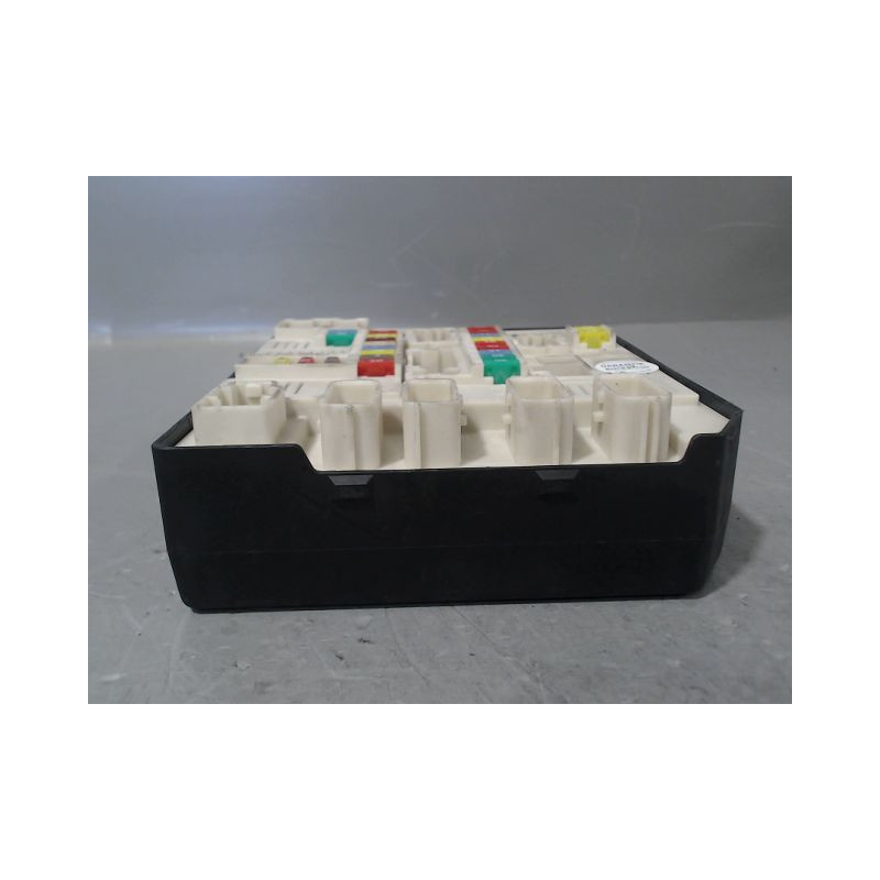 BOITE A FUSIBLES RENAULT TWINGO II Phase 1 2007-2011