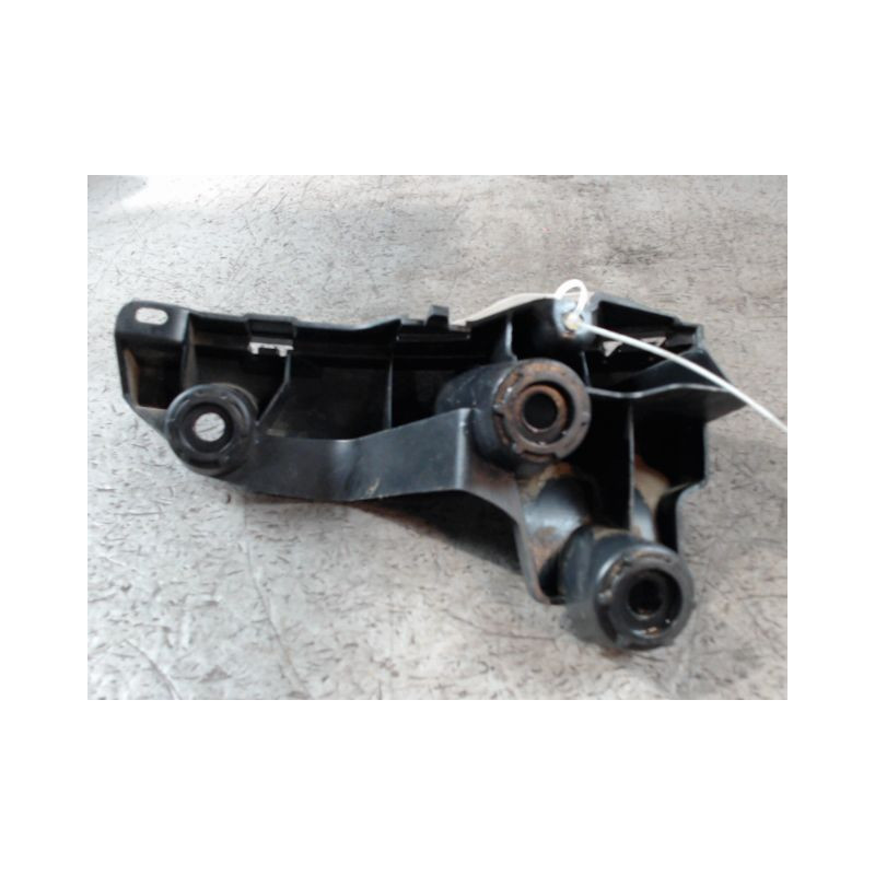 SUPPORT PARE-CHOC ARD PEUGEOT 308 2011-
