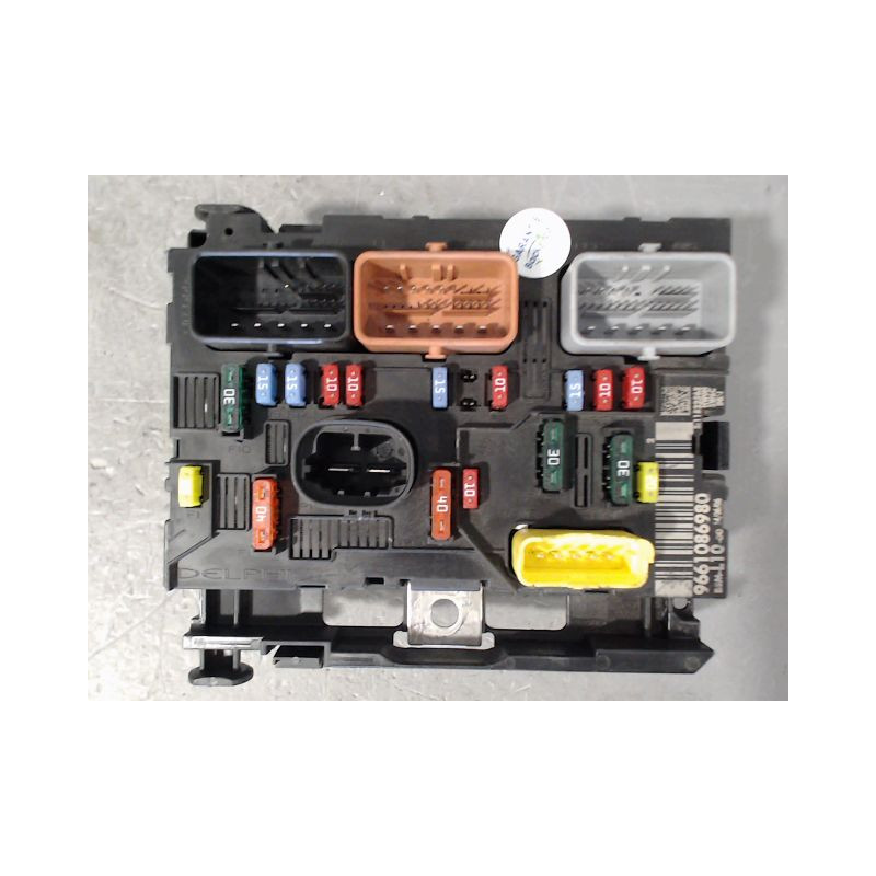 BOITE A FUSIBLES PEUGEOT 207 2006-2013