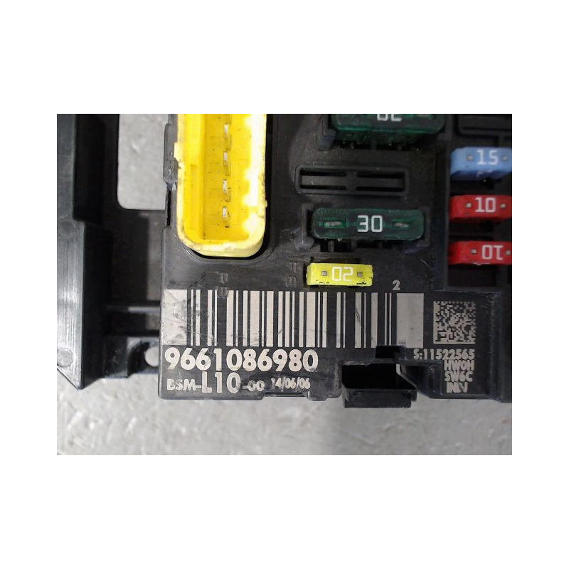 BOITE A FUSIBLES PEUGEOT 207 2006-2013