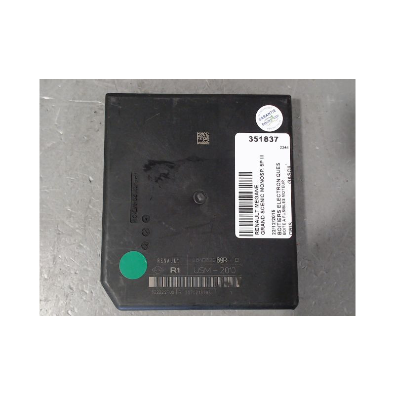 BOITE A FUSIBLES RENAULT GRAND SCENIC MONOSP. III Phase 2 LONG 2011-2013