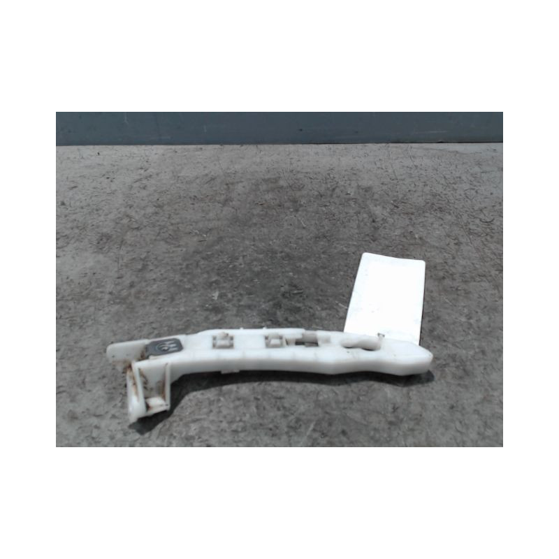 SUPPORT PARE-CHOC ARD PEUGEOT 208