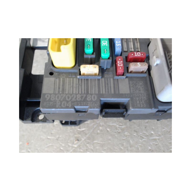 BOITE A FUSIBLES PEUGEOT 308 I Phase 1 2007-2011