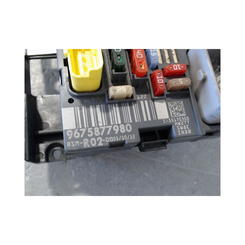 BOITE A FUSIBLES PEUGEOT 3008 BREAK I Phase 1 2009-2013