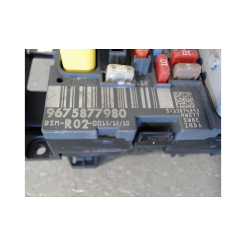 BOITE A FUSIBLES PEUGEOT 5008 MONOSP. I Phase 1 2009-2013