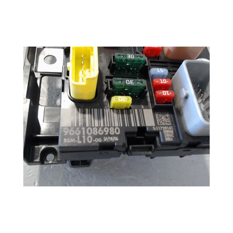 BOITE A FUSIBLES PEUGEOT 207 2006-2013