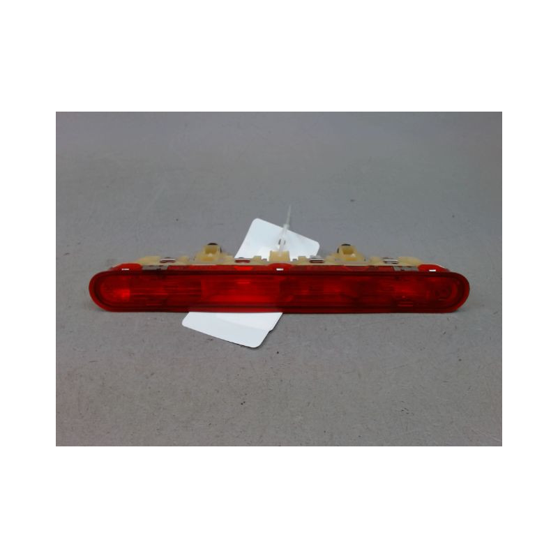 FEUX STOP SUPPLEMENTAIRE PEUGEOT 207 2006-2013
