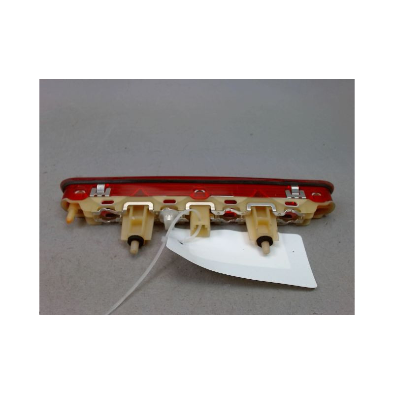 FEUX STOP SUPPLEMENTAIRE PEUGEOT 207 2006-2013