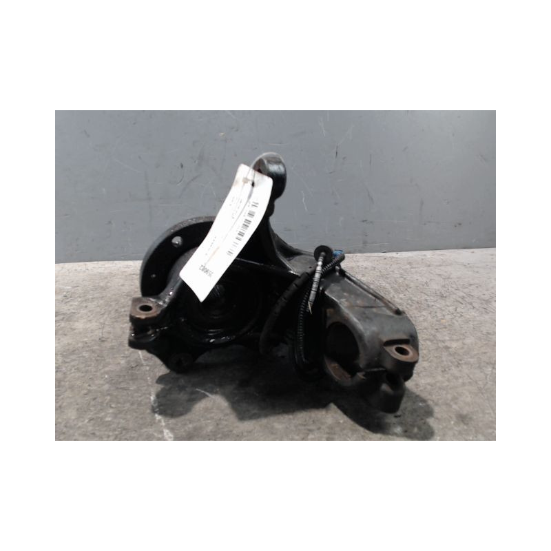 PIVOT AVANT GAUCHE PEUGEOT 208