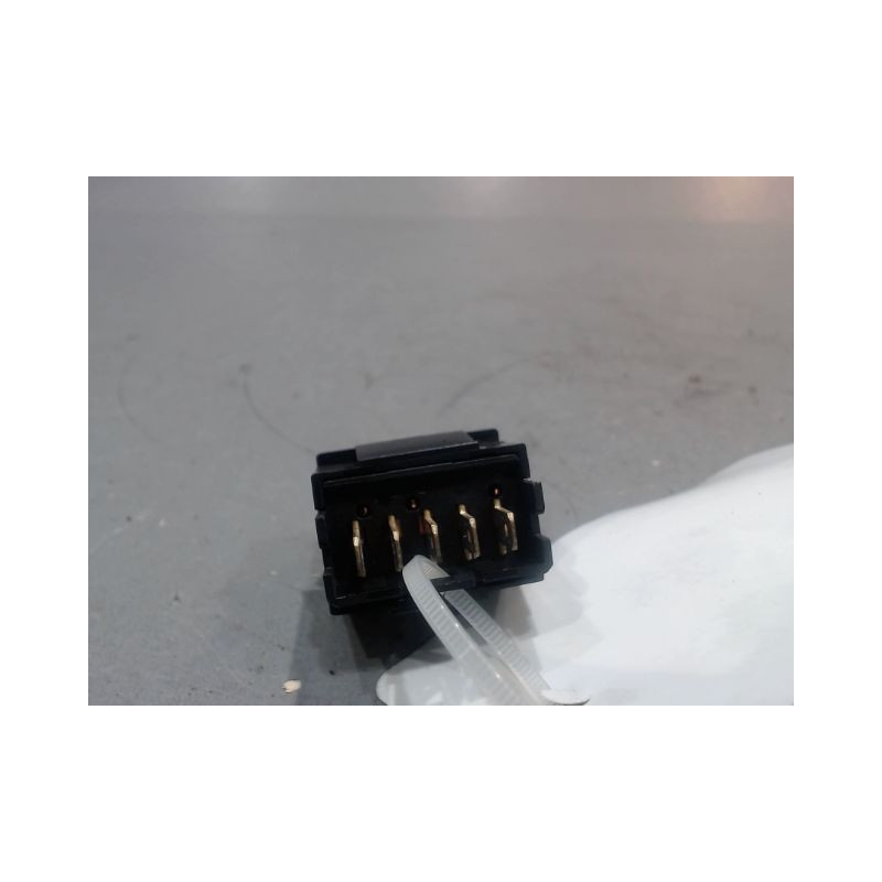 COMMANDE LEVE-GLACE PORTE AVG CITROEN BERLINGO