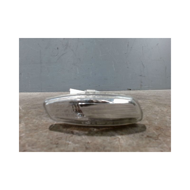 REPETITEUR RETROVISEUR DROIT PEUGEOT 207 CC