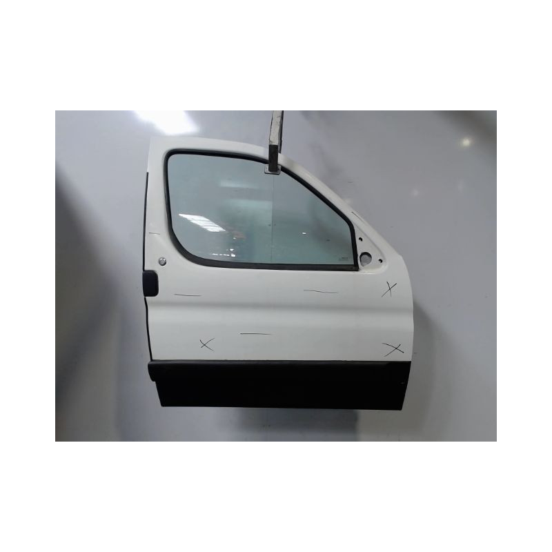 PORTE AVANT DROIT PEUGEOT PARTNER -2002