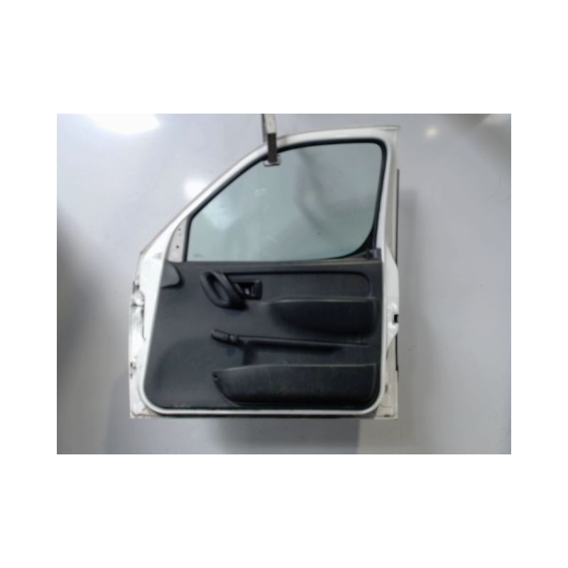 PORTE AVANT DROIT PEUGEOT PARTNER -2002