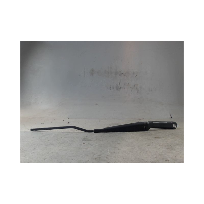 BRAS ESSUIE-GLACE AVANT GAUCHE PEUGEOT 206 3P
