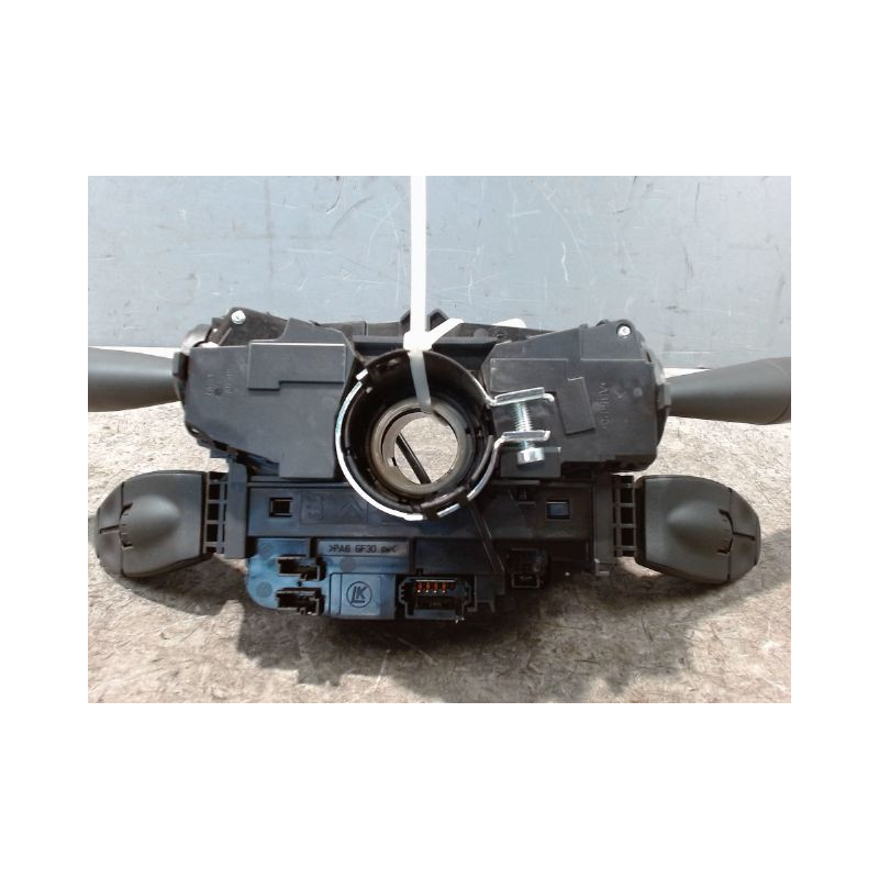 BLOC COMMODOS PEUGEOT 3008 2009-