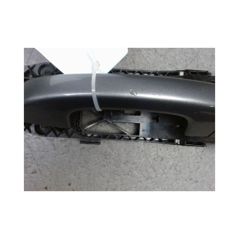 POIGNEE EXTERIEURE PORTE ARRIERE DROIT VOLKSWAGEN GOLF VI 2008-