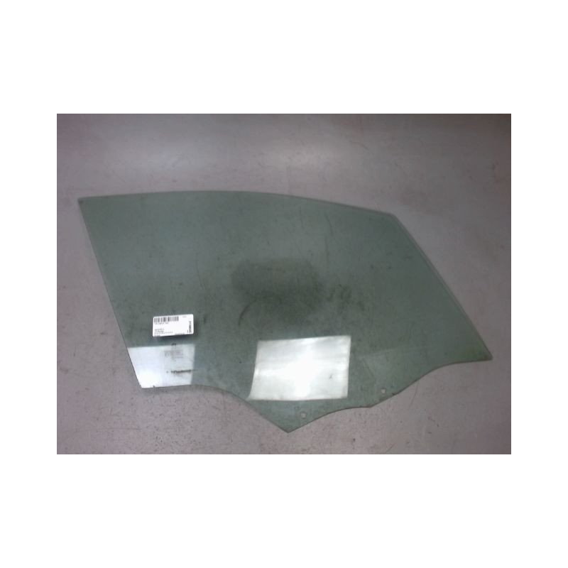 GLACE PORTE AVD PEUGEOT 208