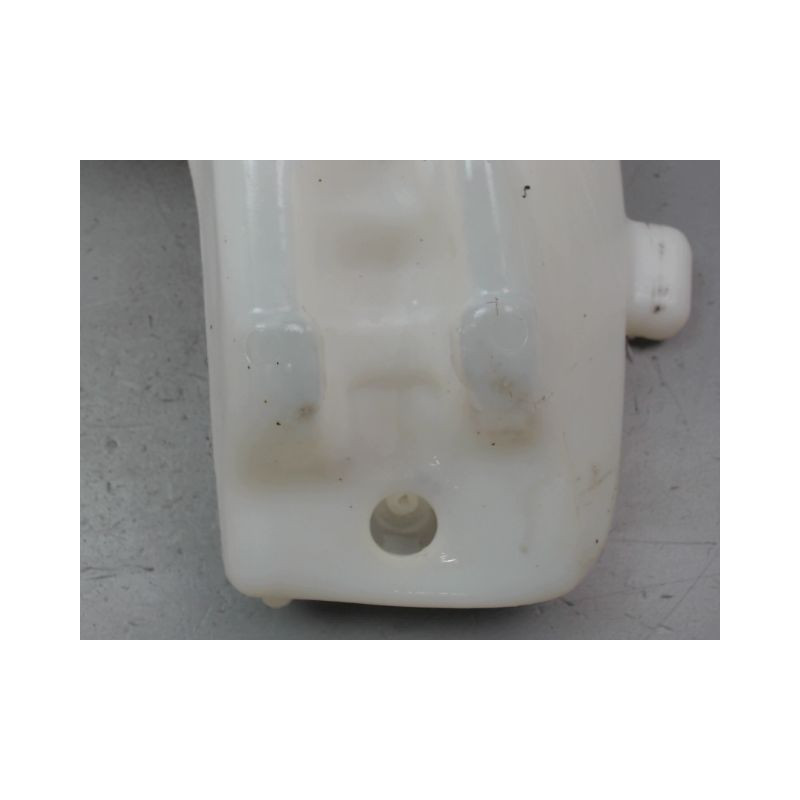 RESERVOIR LAVE-GLACE AVANT PEUGEOT 307