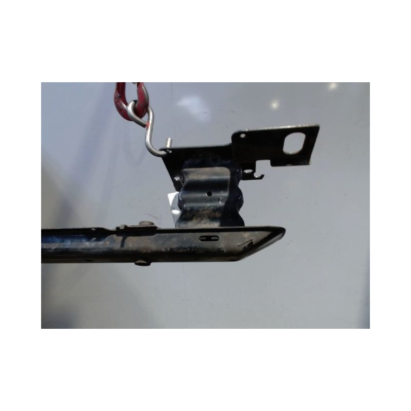 RENFORT PARE-CHOC AVANT PEUGEOT 307 SW 02-05