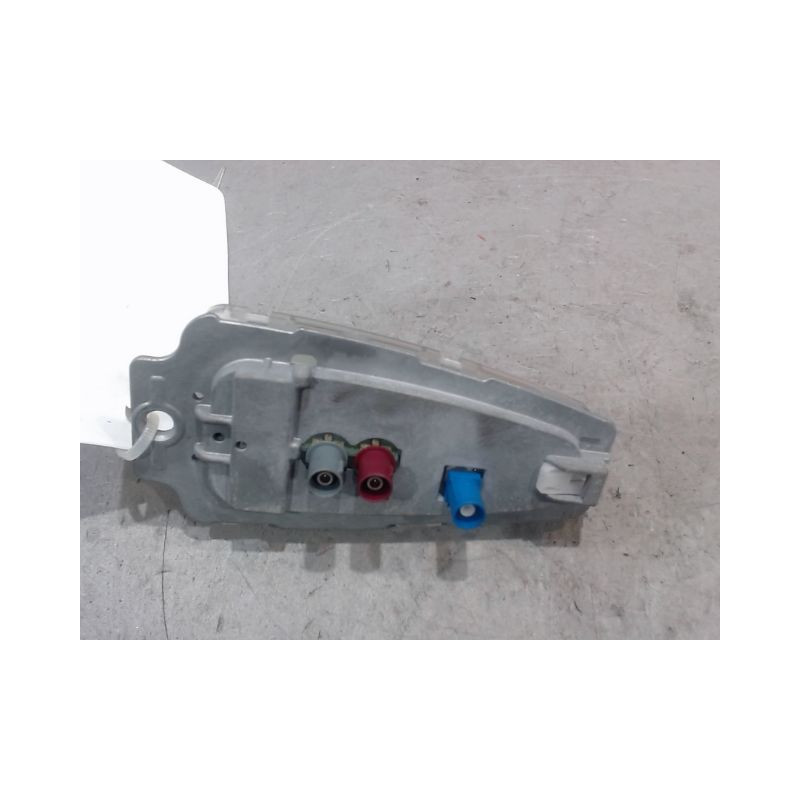 ANTENNE RADIO BMW SERIE 1