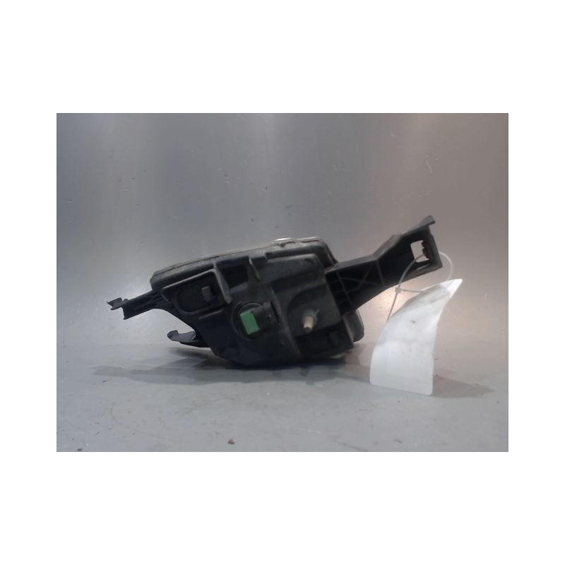 PHARE ANTIBROUILLARD AVANT DROIT PEUGEOT 407
