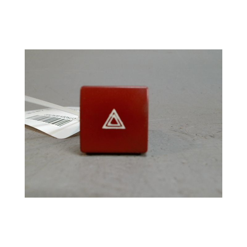 BOUTON DE WARNING CITROEN BERLINGO