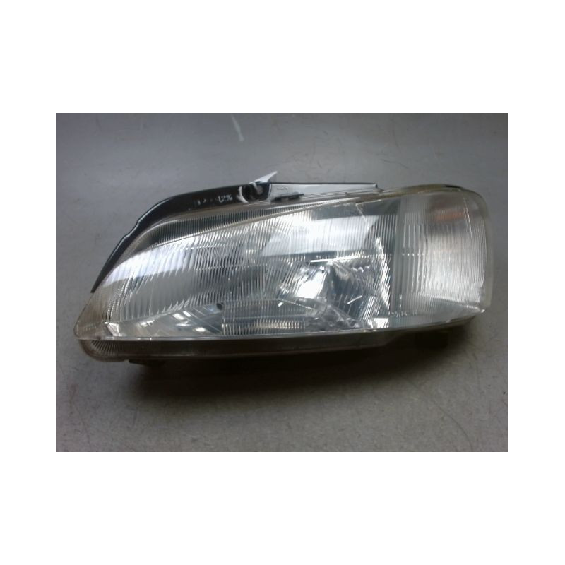 PHARE GAUCHE PEUGEOT 106 96-2003