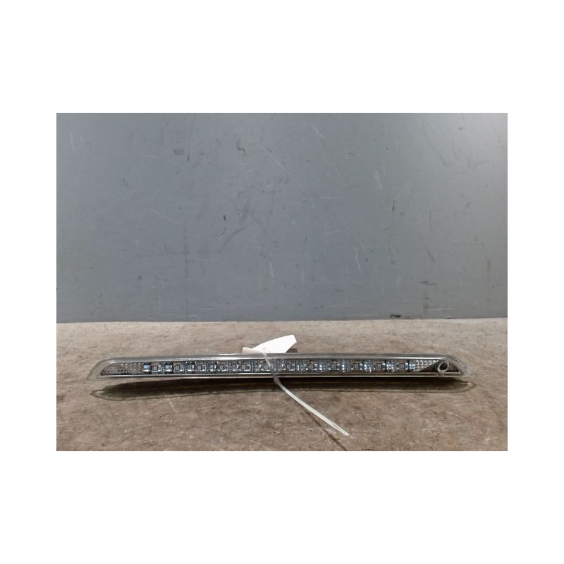 FEUX STOP SUPPLEMENTAIRE PEUGEOT 308 2011-