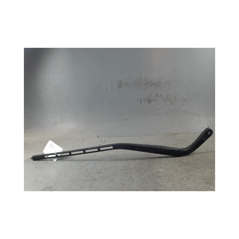 BRAS ESSUIE-GLACE AVANT GAUCHE PEUGEOT 307 SW 02-05