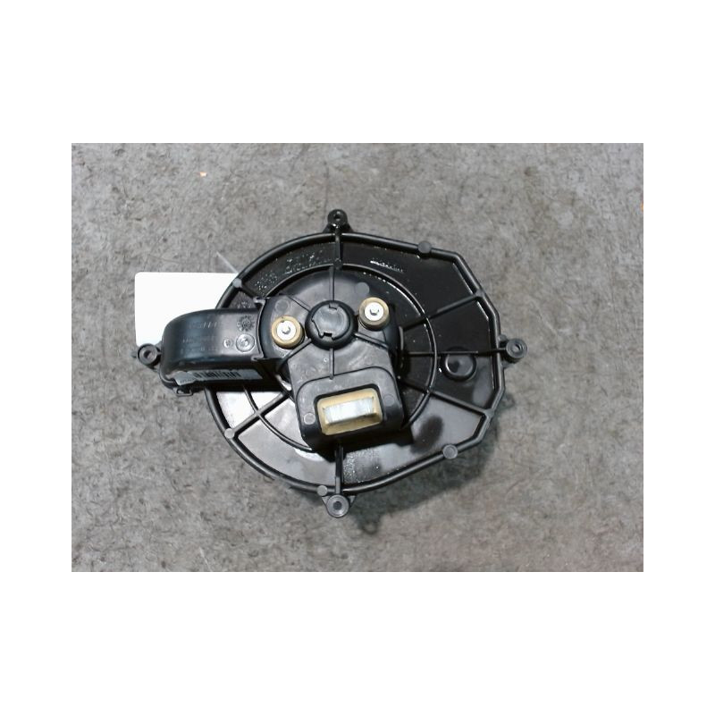 MOTEUR VENTILATEUR CHAUFFAGE PEUGEOT PARTNER FGT 2002-