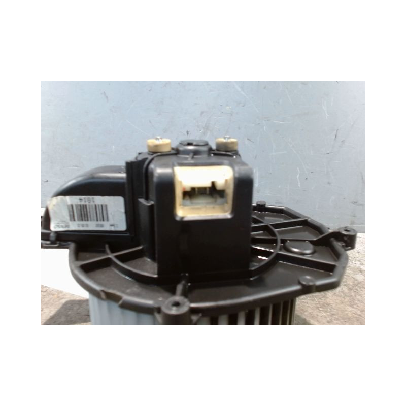 MOTEUR VENTILATEUR CHAUFFAGE PEUGEOT PARTNER FGT 2002-