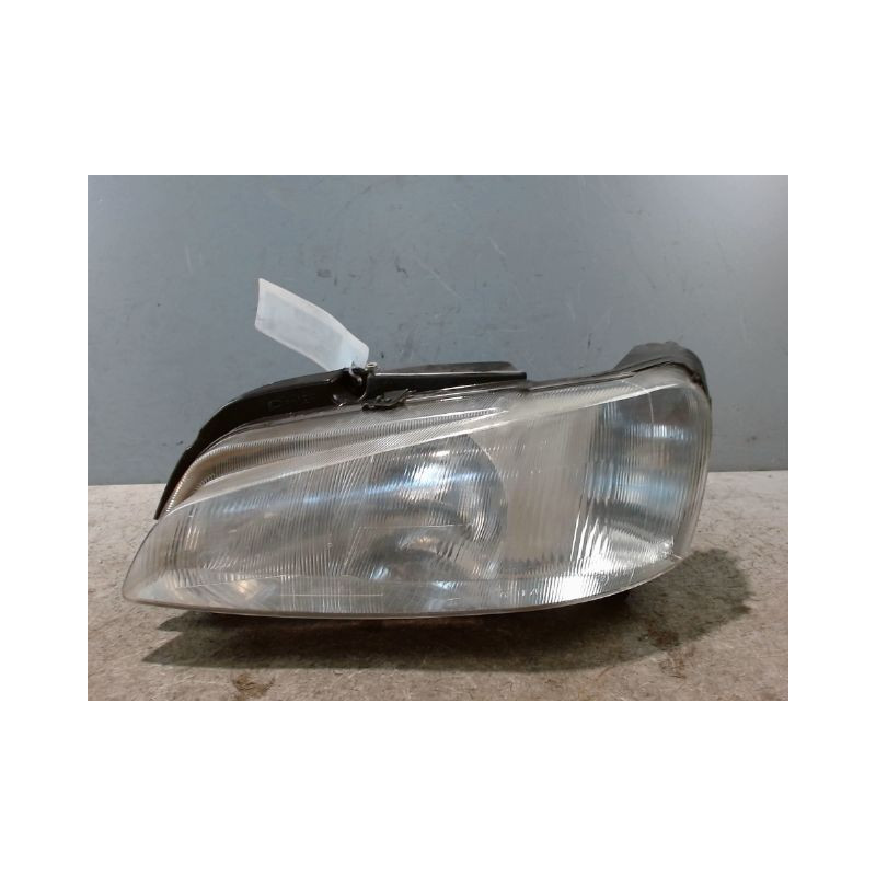 PHARE GAUCHE PEUGEOT 106 96-2003