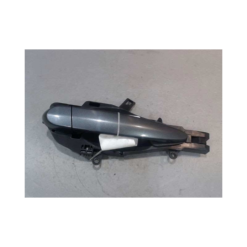 POIGNEE EXTERIEURE PORTE AVANT DROIT BMW SERIE 1
