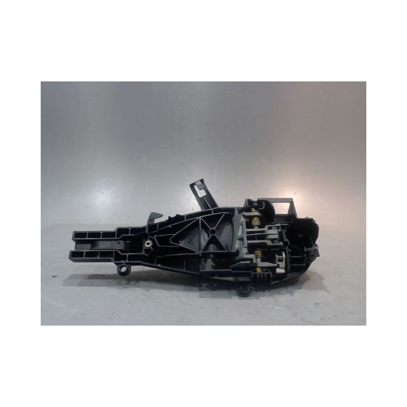 POIGNEE EXTERIEURE PORTE AVANT DROIT BMW SERIE 1