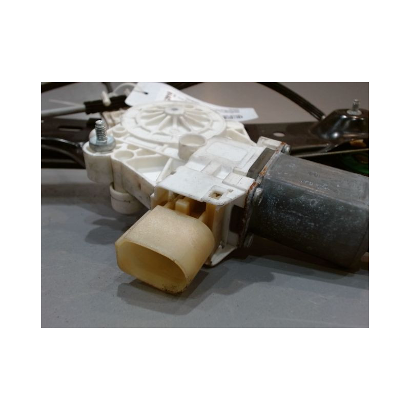 MECANISME+MOTEUR LEVE-GLACE AVANT DROIT BMW SERIE 1