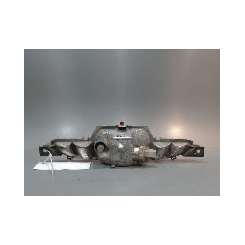 FEU BROUILLARD CENTRAL ARRIERE PEUGEOT 208