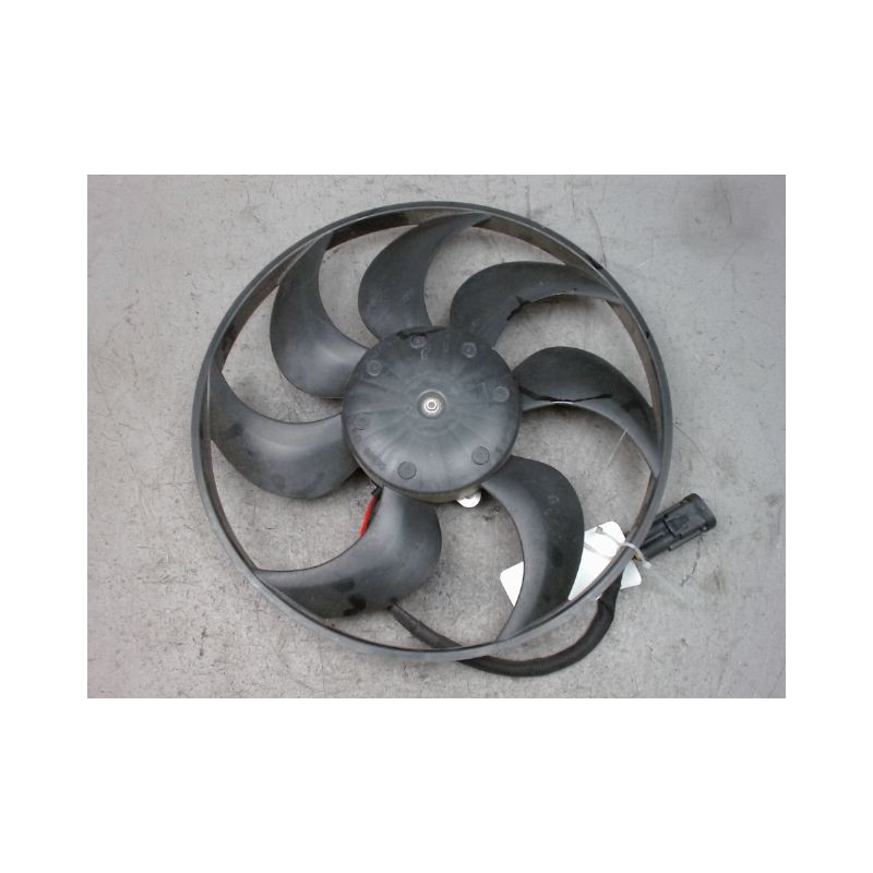 MOTEUR VENTILATEUR RADIATEUR PEUGEOT 208