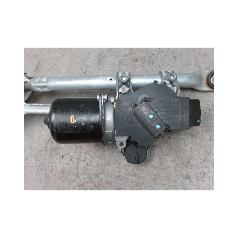 MOTEUR ESSUIE-GLACE AVANT PEUGEOT 107