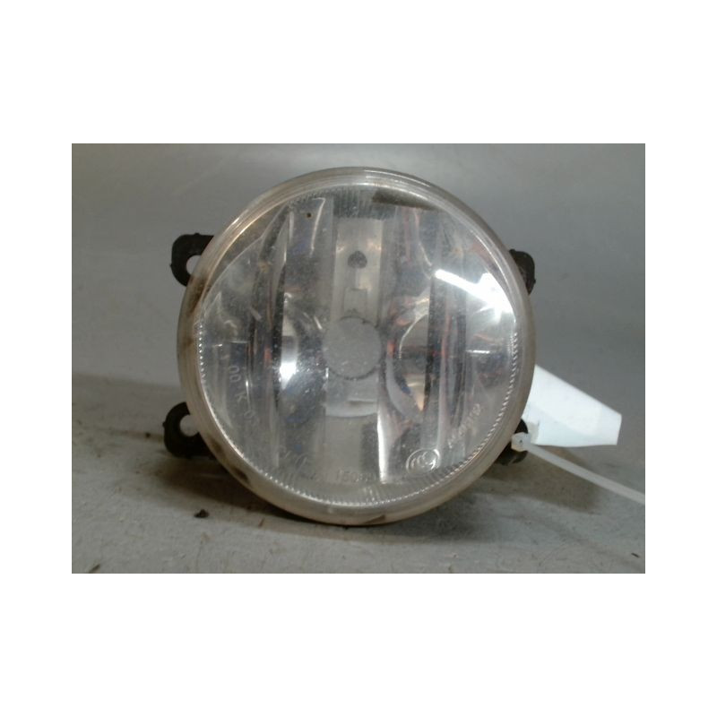 PHARE ANTIBROUILLARD AVANT GAUCHE PEUGEOT 2008