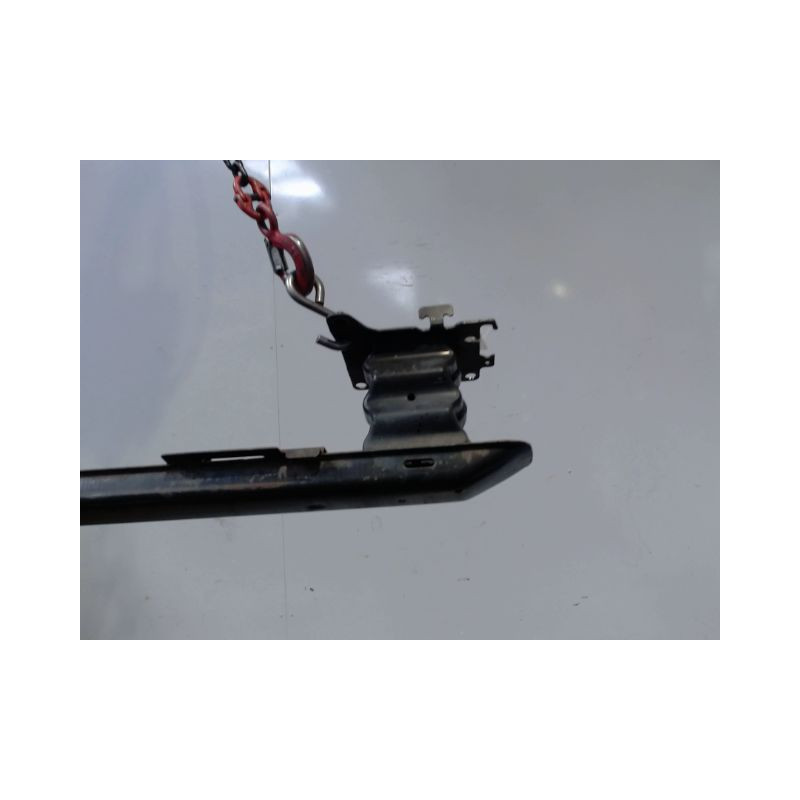 RENFORT PARE-CHOC AVANT PEUGEOT 307 SW 02-05