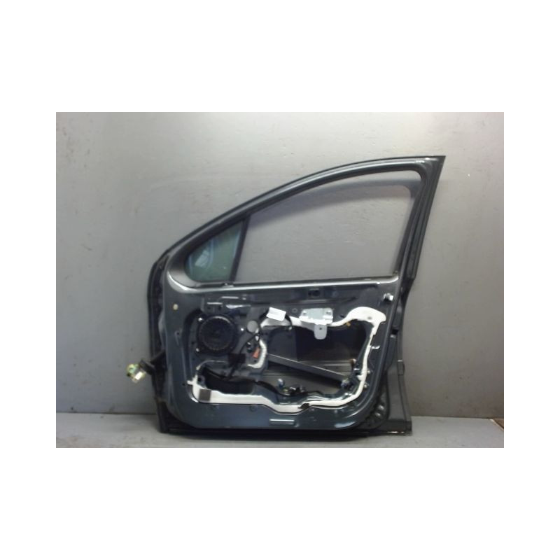 PORTE AVANT DROIT PEUGEOT 207