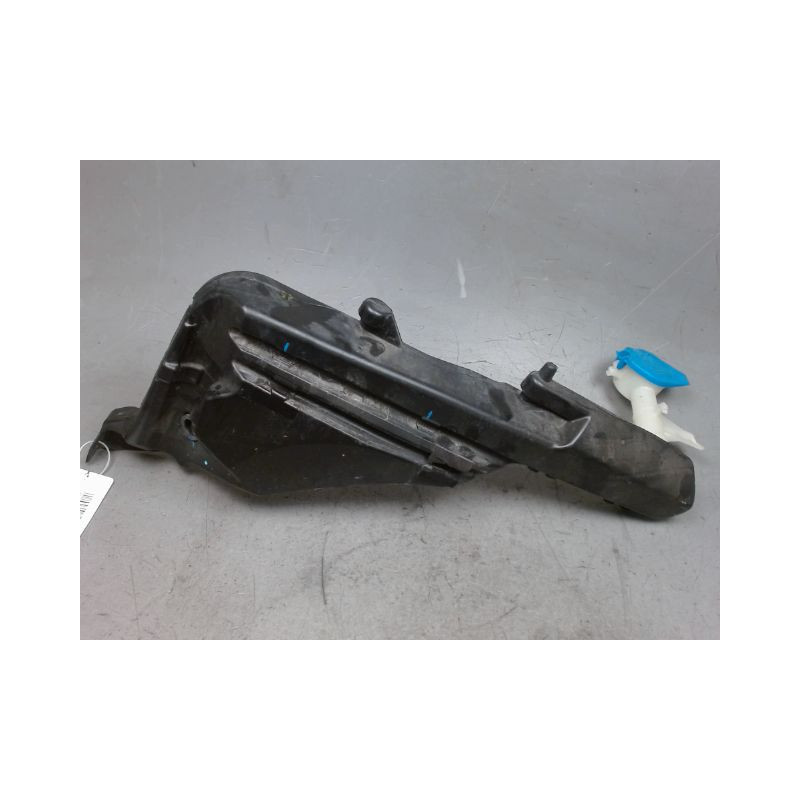 RESERVOIR LAVE-GLACE AVANT PEUGEOT 308