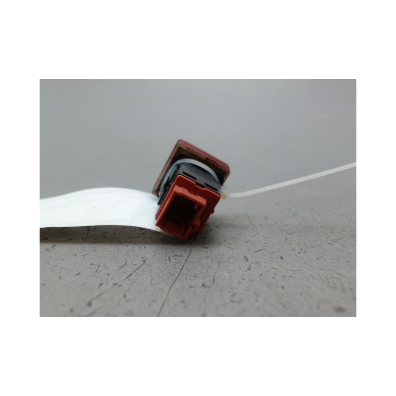 BOUTON DE WARNING PEUGEOT PARTNER FG II Phase 2 (B9) 2012-...