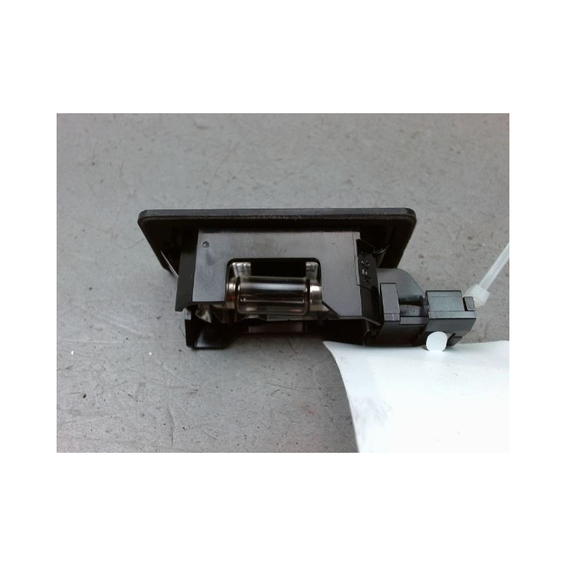 ECLAIREUR PLAQUE DE POLICE GAUCHE BMW SERIE 3 BERL. V Phase 1 (E90) 2005-2008