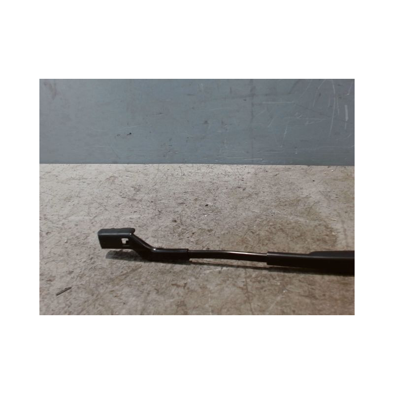 BRAS ESSUIE-GLACE AVANT GAUCHE VOLKSWAGEN POLO 2009-